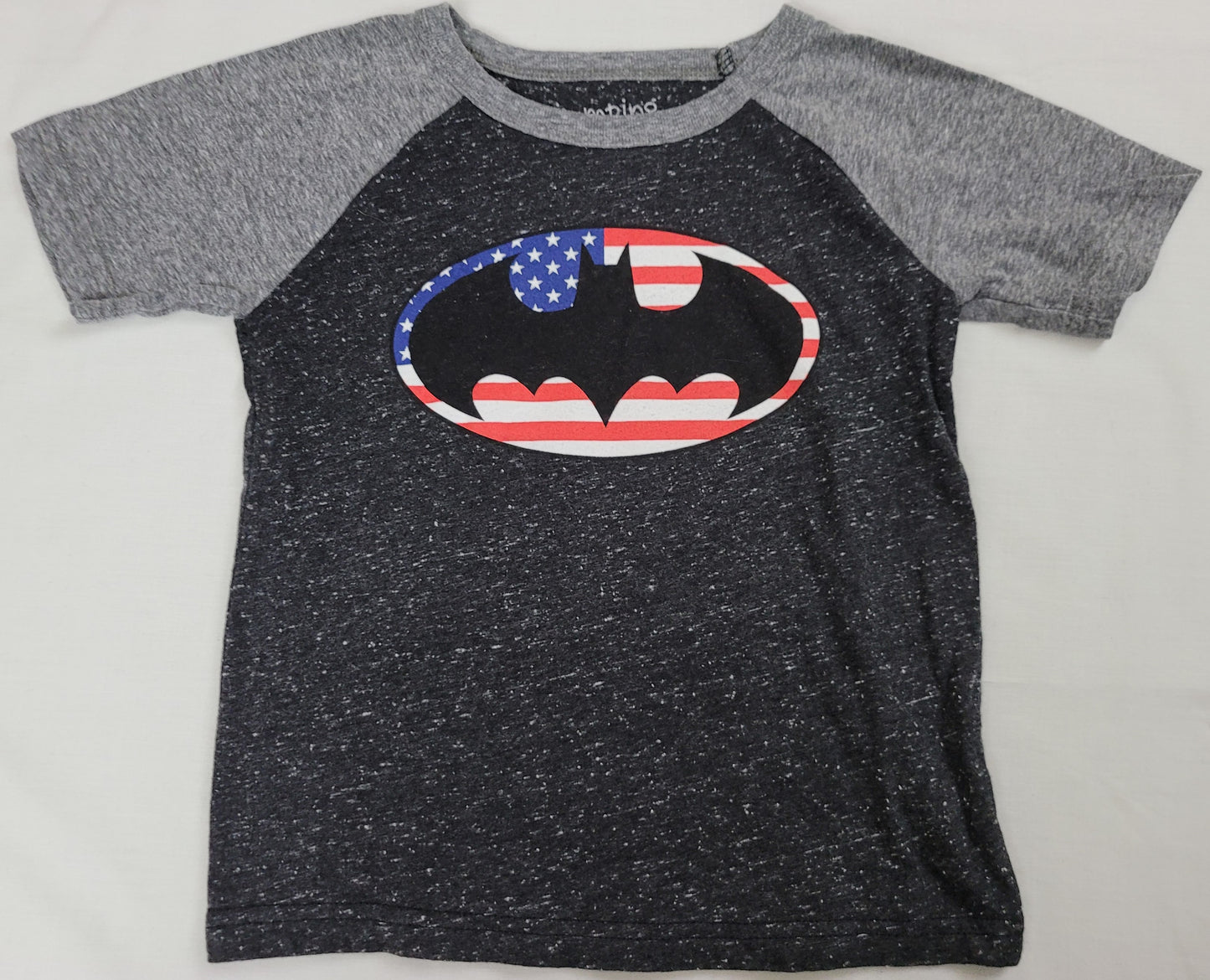 Flag Red White Blue U.S.A Batman DC Comics T-Shirt 4T (Grey)
