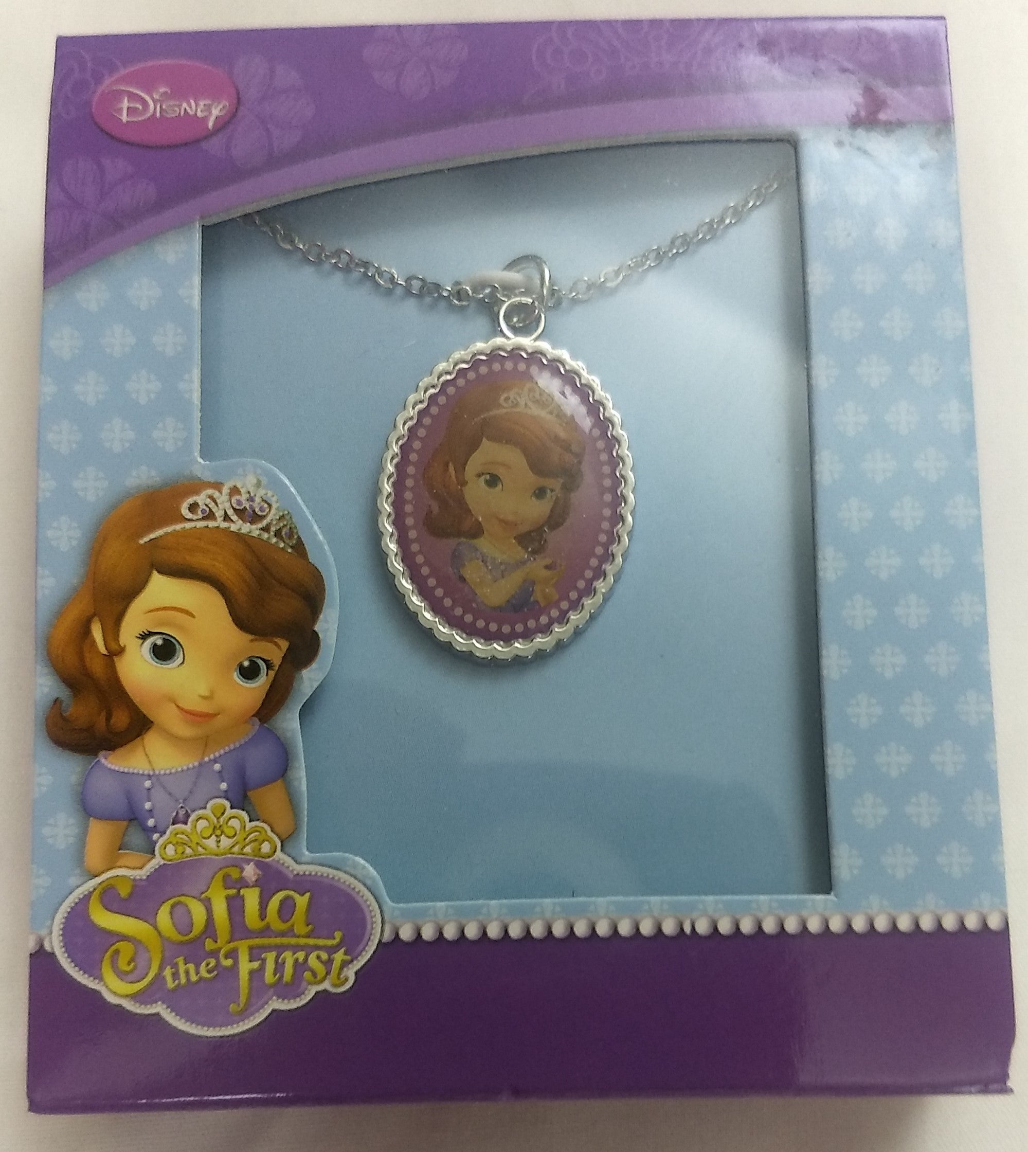 Disney Princess Sofia First Oval Pendant Necklace 16