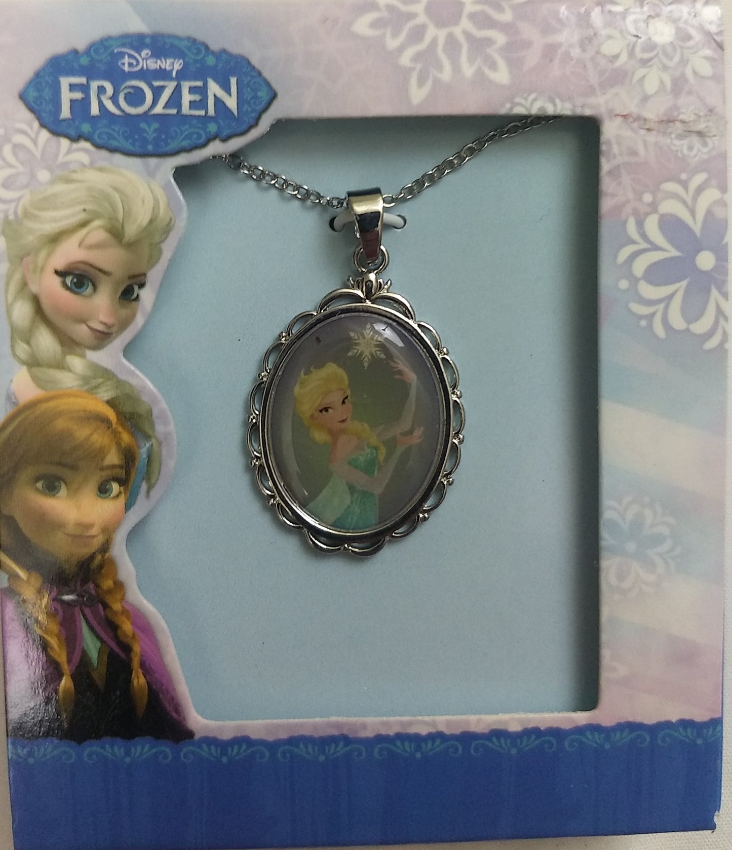 Disney Princess Elsa Oval Pendant Necklace 16" Chain with 2" Extension